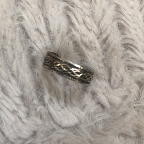 Toe ring, silver & black, adjustable - Picture 10 of 12